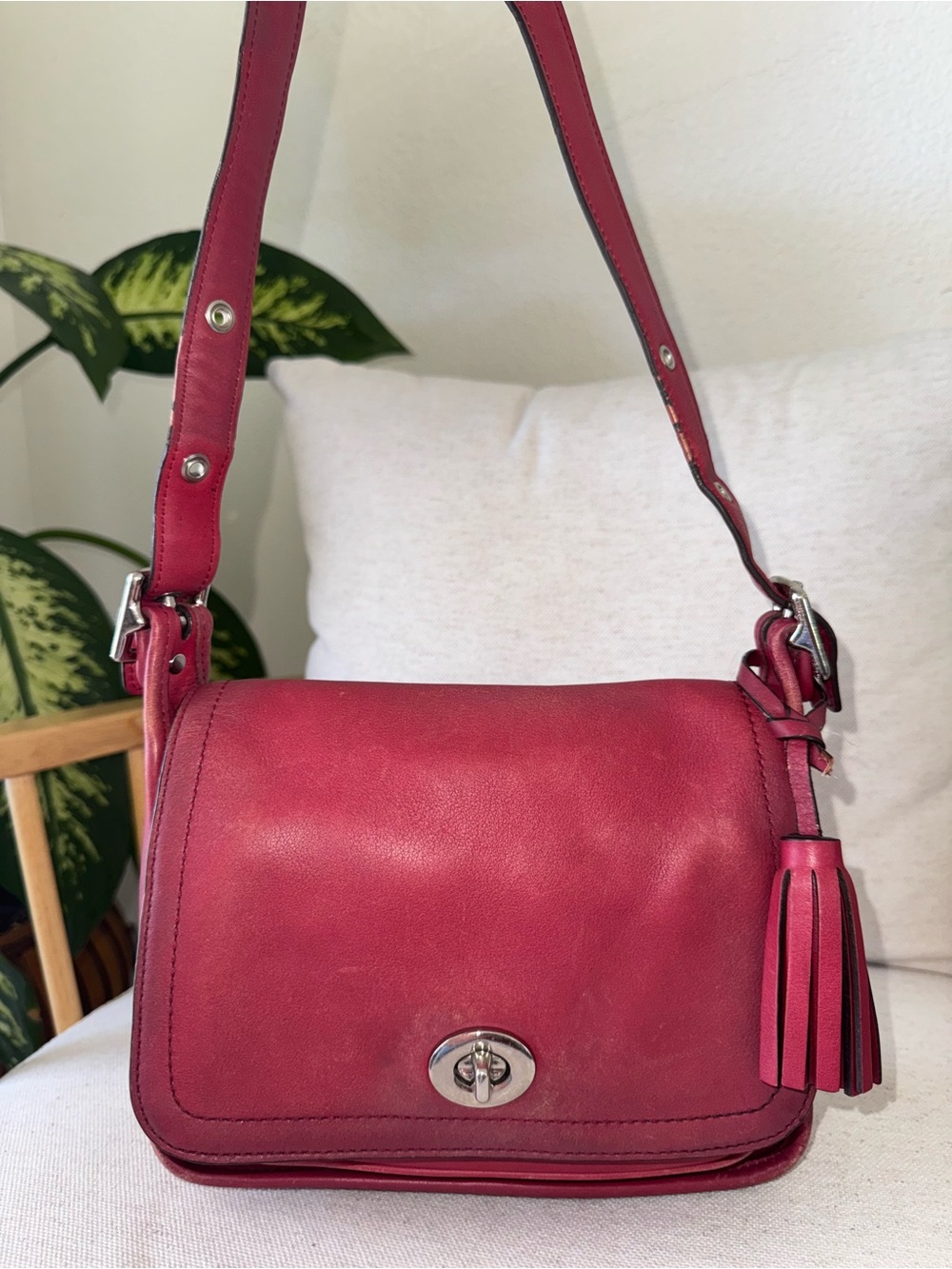 RARE Coach VTG Legacy Archive Rambler Tassel Red Shoulder Crossbody Bag #21194